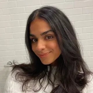 @premedsarah TikTok Pre-Med Social Media Influencer